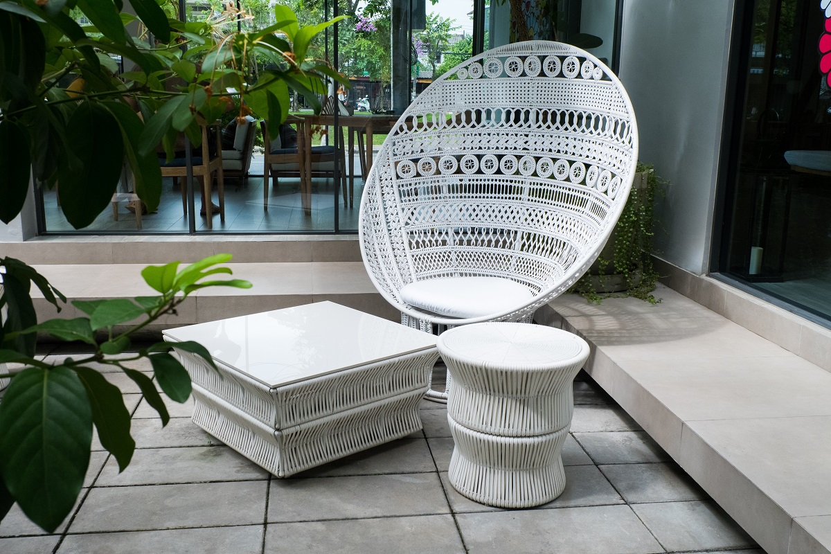 5 Tips For Making The Baby Shower Chair Special