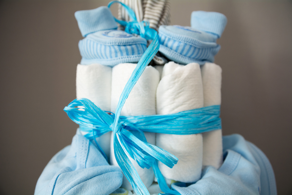 how to make a small diaper cake